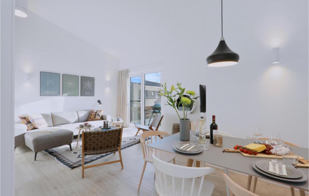 Stunning Home In Lembruch-Duemmer See With Wifi Экстерьер фото