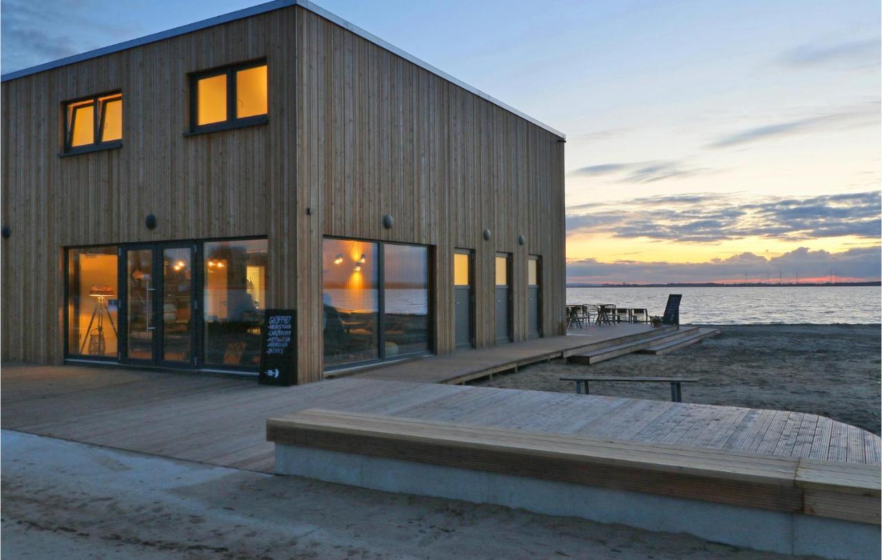 Stunning Home In Lembruch-Duemmer See With Wifi Экстерьер фото