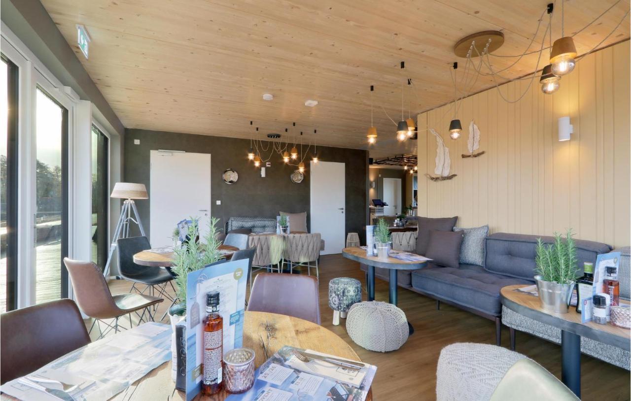 Stunning Home In Lembruch-Duemmer See With Wifi Экстерьер фото