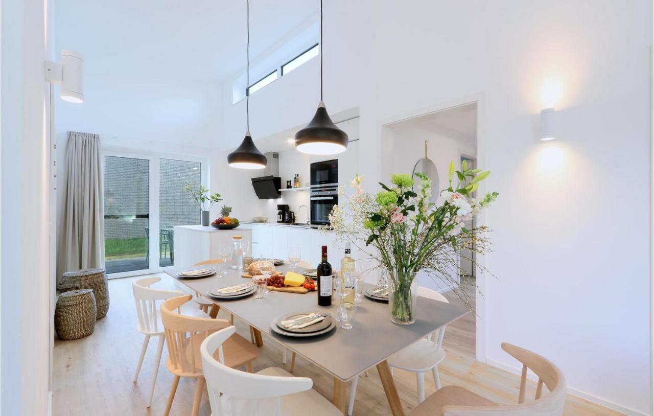 Stunning Home In Lembruch-Duemmer See With Wifi Экстерьер фото